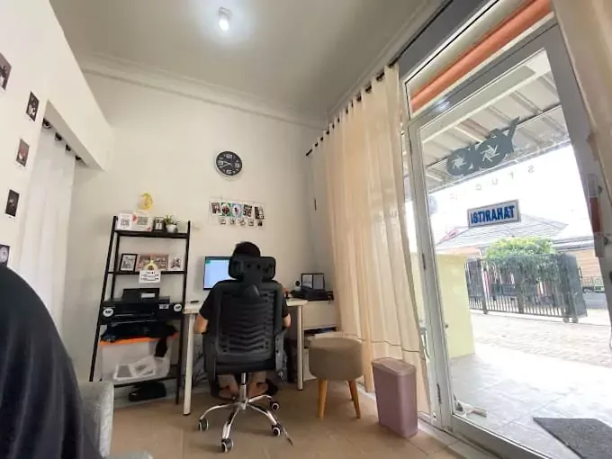 Alamat Yolo Studio