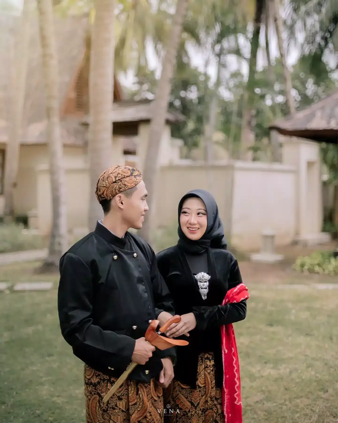 Foto Prewedding di Tanjung Lesung Beach & Resort Pandeglang by Vena Pictures