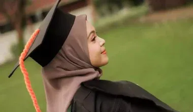 Rekomendasi Jasa Foto Wisuda Terbaik di Makassar