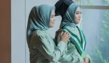 Foto Wisuda di Hotel Claro Makassar by Simple Frame